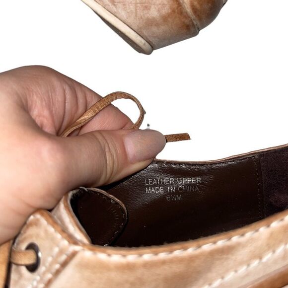 Joe’s Jeans Vintage Style Distressed Wedges - Picture 11 of 11